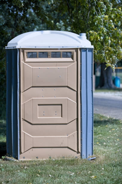 Best Affordable porta potty rental  in Waverly, IL