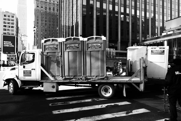 Best Best portable toilet rental  in Waverly, IL